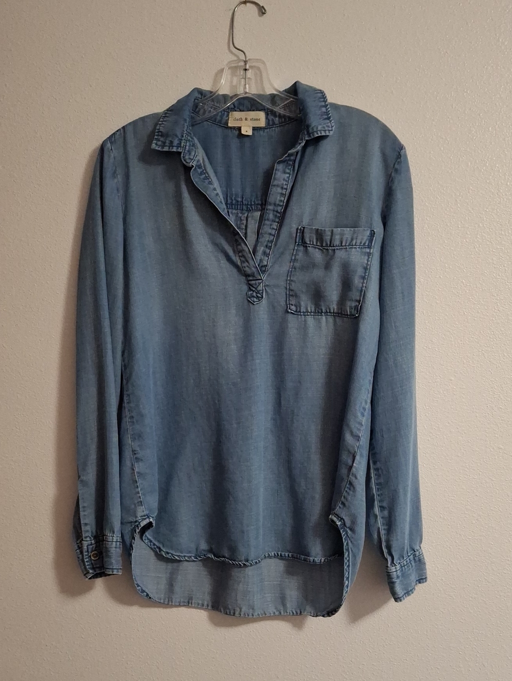 Cloth & Stone Light Blue Chambray Pullover Pop Over Shirt Size Small
